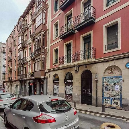Vivienda Turistica Estilosa En La Zona Vieja Bilbau Exterior foto